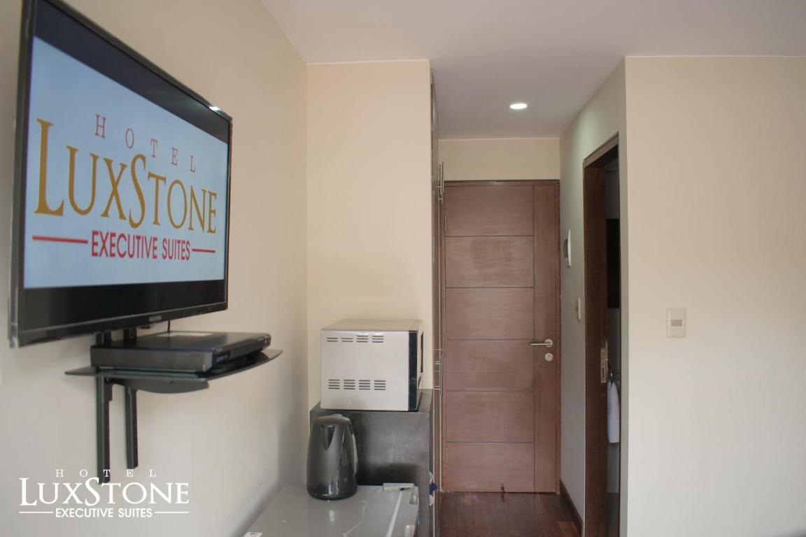 Luxstone Executive & Suites La Paz Exteriör bild
