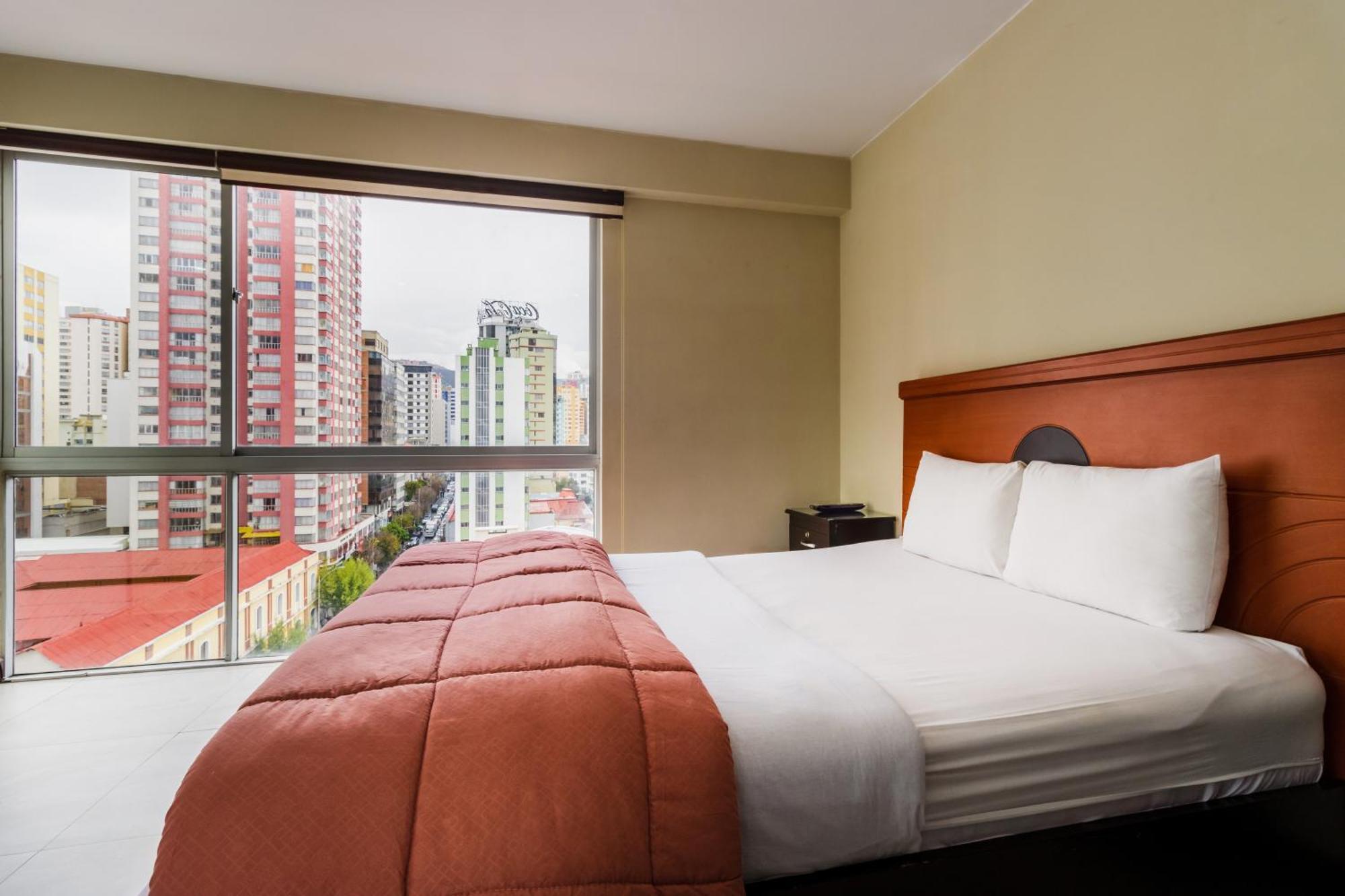 Luxstone Executive & Suites La Paz Exteriör bild