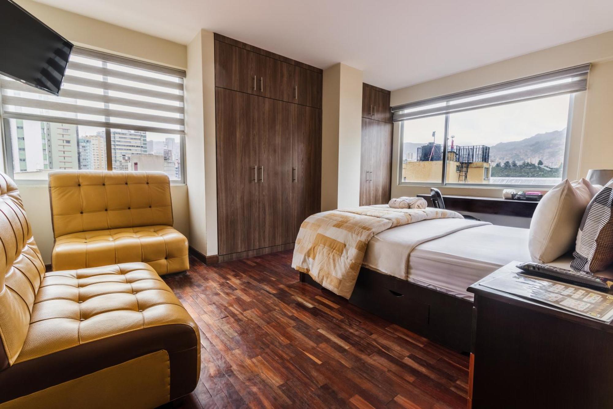 Luxstone Executive & Suites La Paz Exteriör bild