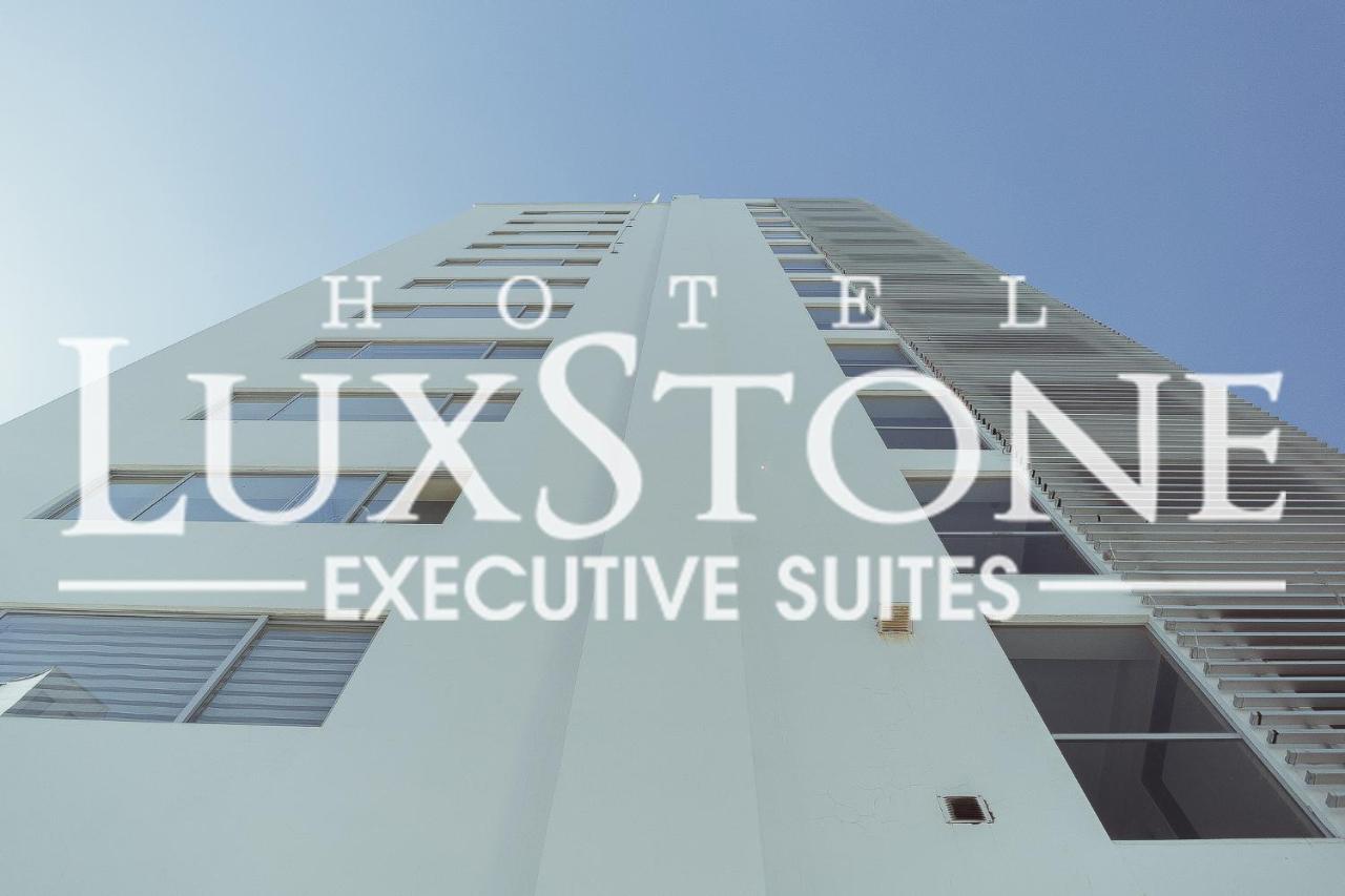 Luxstone Executive & Suites La Paz Exteriör bild